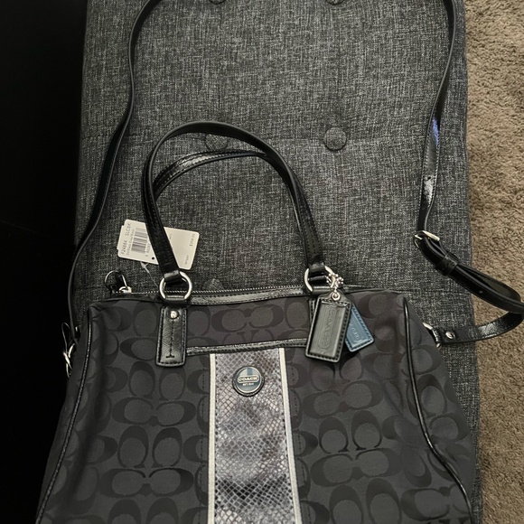 Vintage Coach Purse - Picture 5 of 7